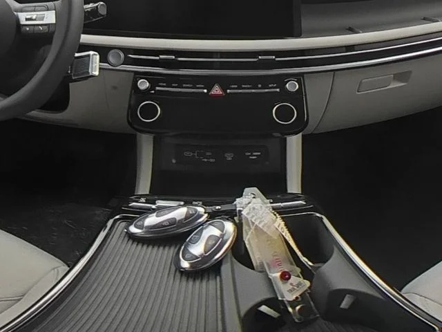 New 2026 Gray Hyundai Blue SE image 37
