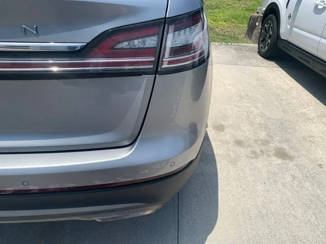 Used 2022 Silver Lincoln Reserve image 7