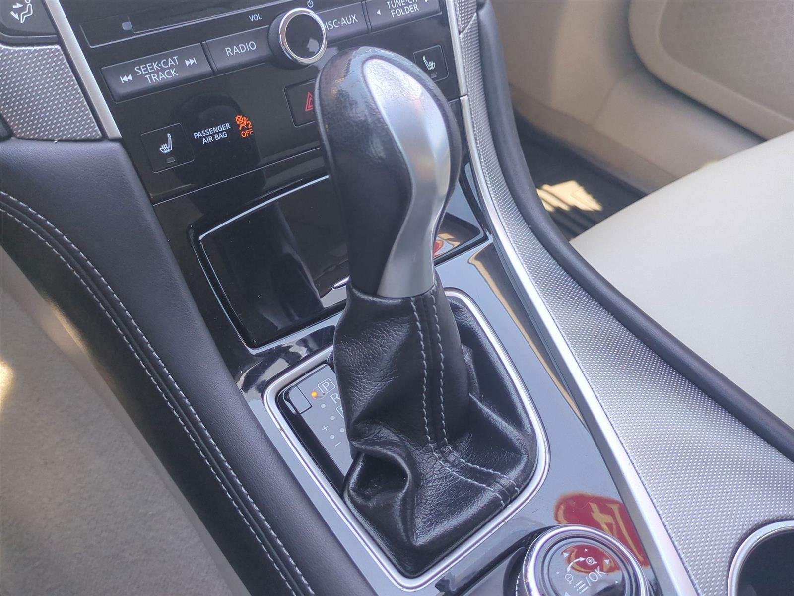 Used 2014 Black Obsidian INFINITI Premium image 41