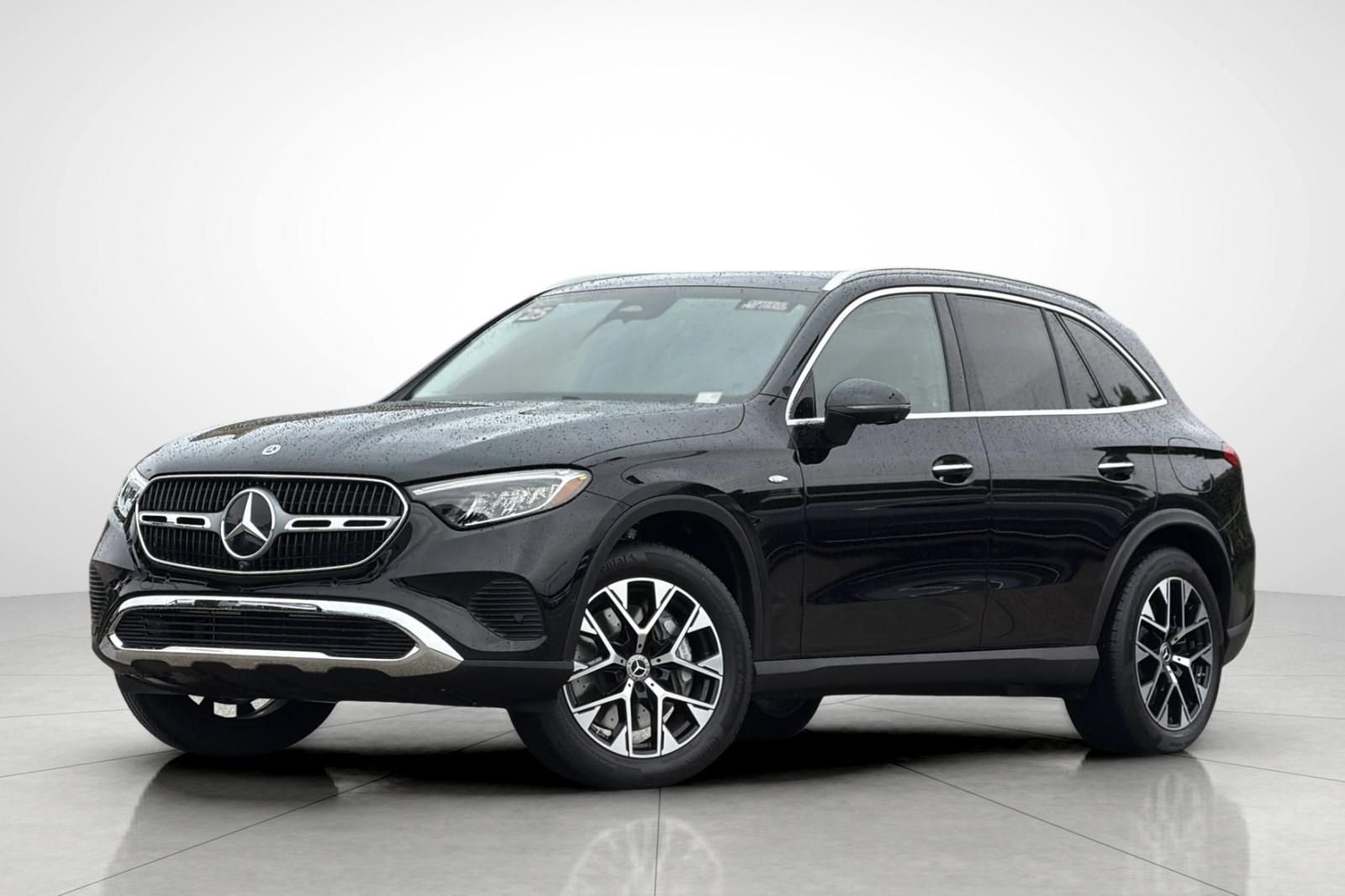 2025 Mercedes-Benz GLC GLC 350e 4MATIC's photo