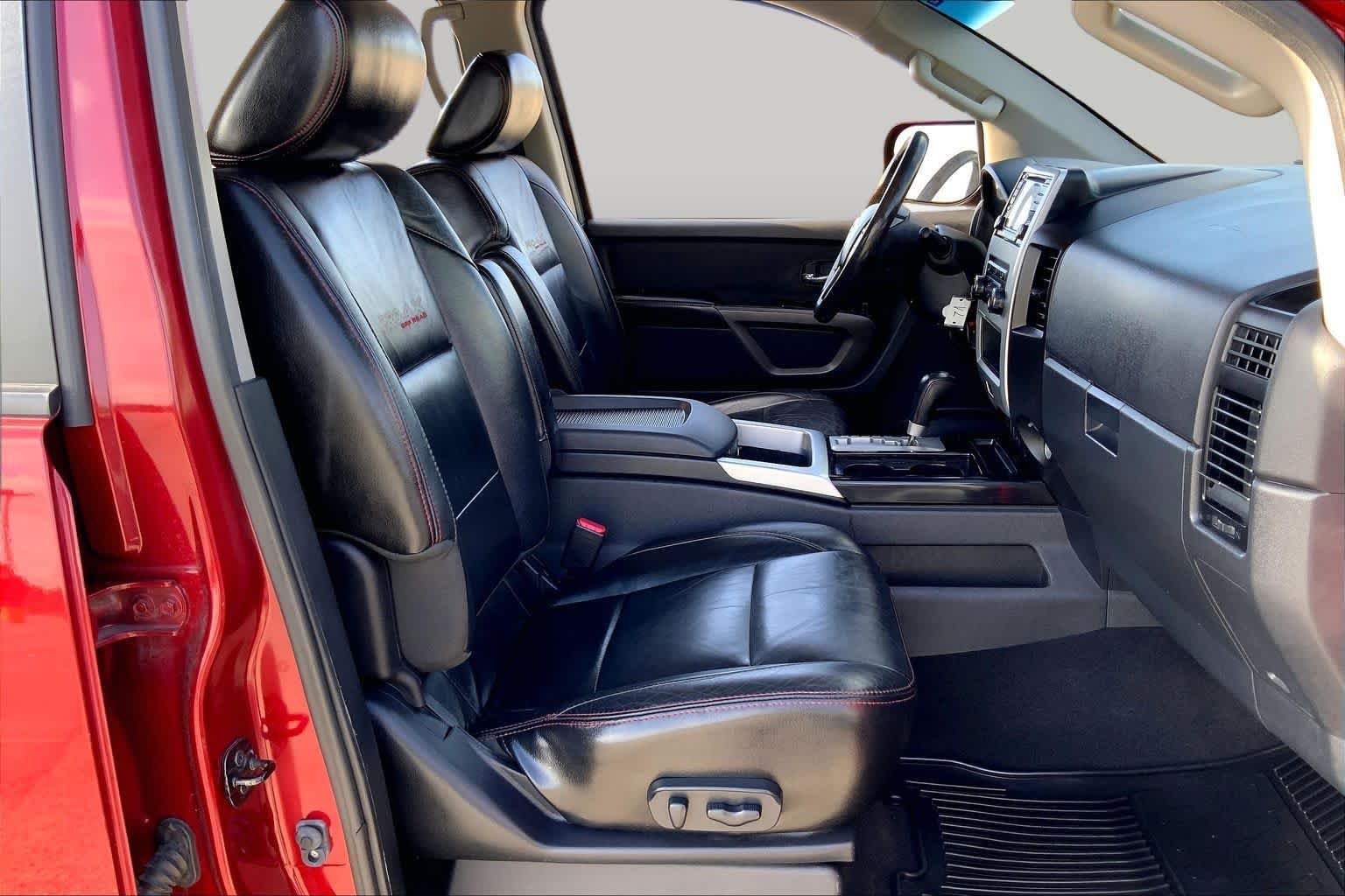 Used 2015 Cayenne Red Nissan PRO-4X image 9