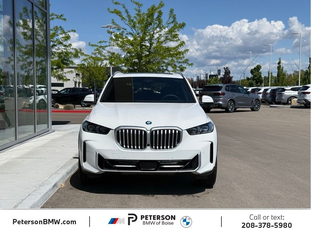 New 2026 Alpine White BMW xDrive50e image 8