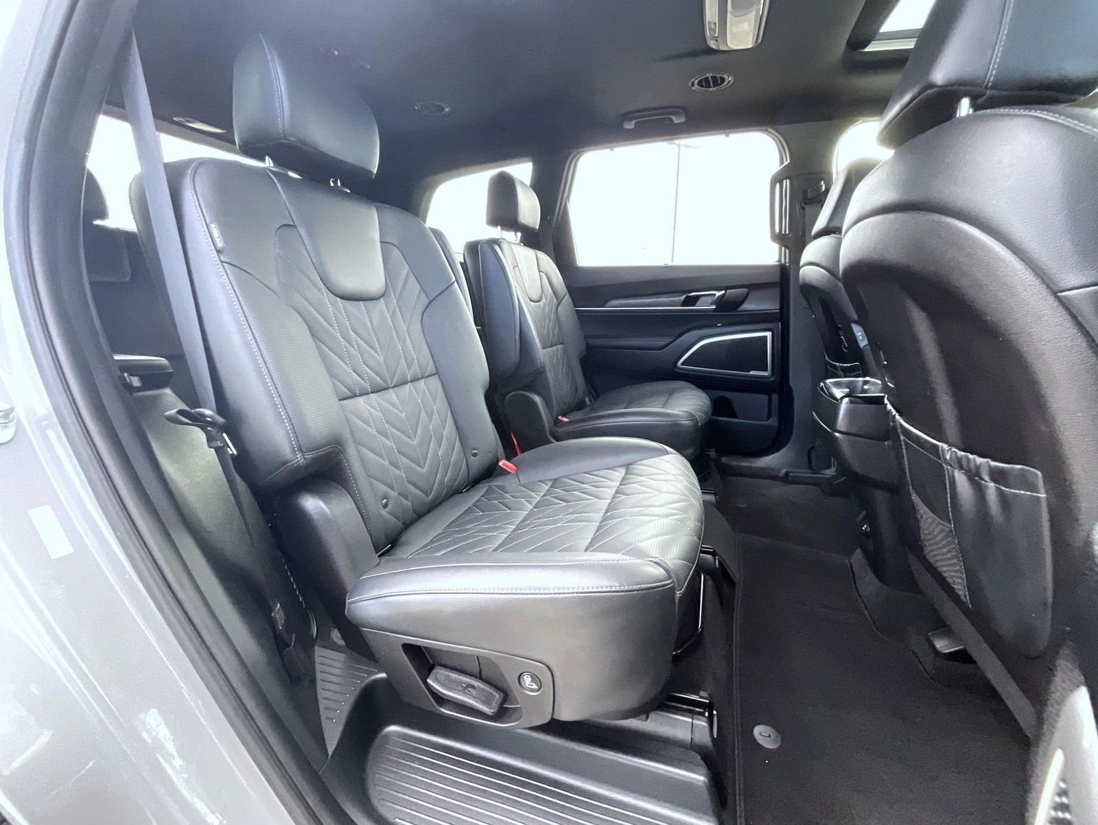Used 2023 Gray Kia EX X-Line image 22