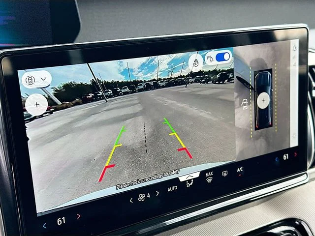New 2026 Silver Metallic Ford Active image 9