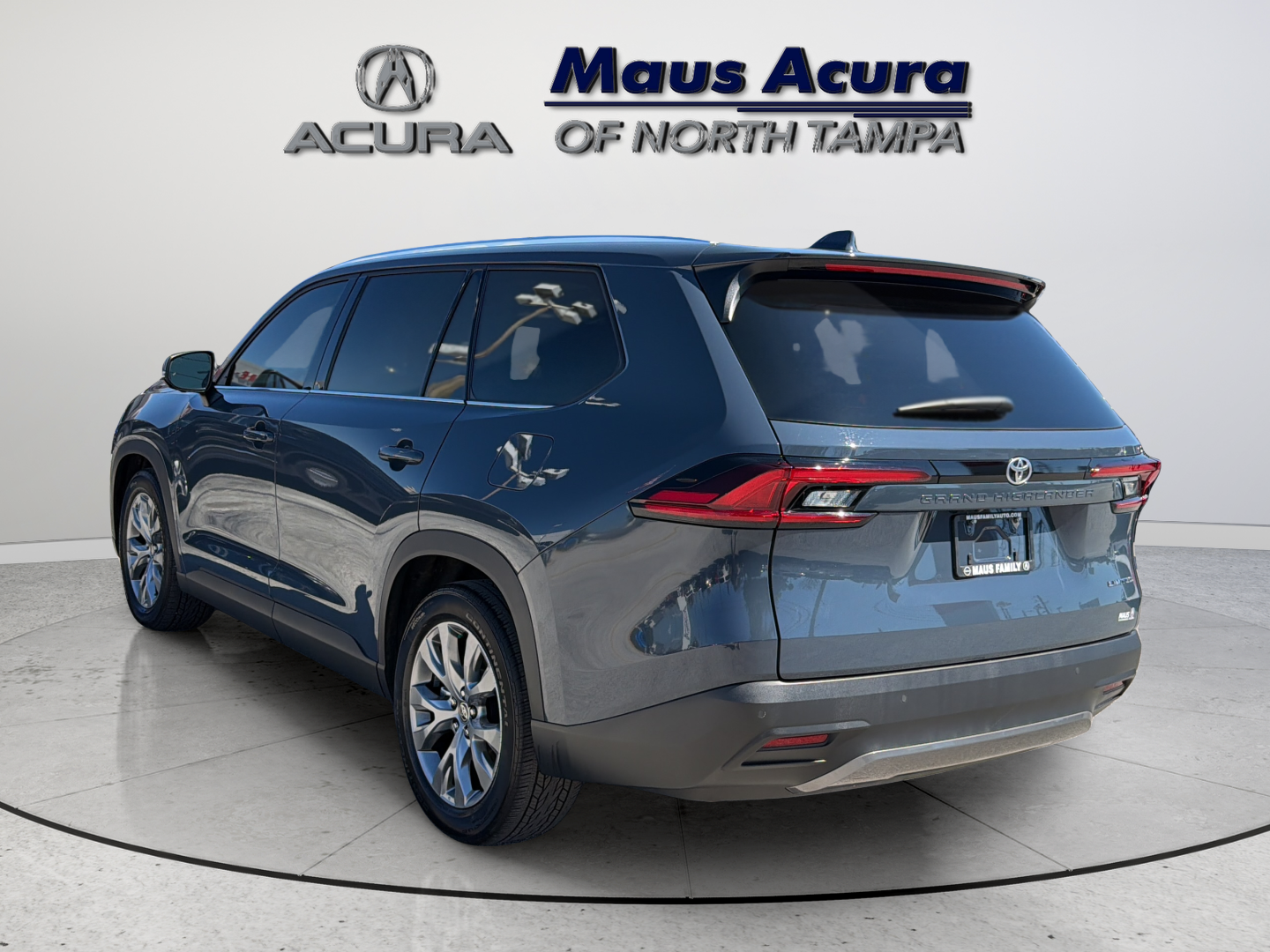 Used 2025 Cloud Toyota Limited image 8
