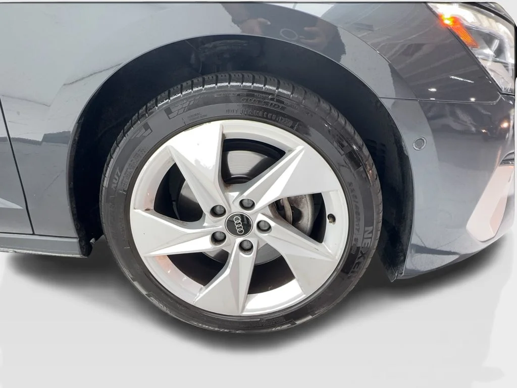 Used 2024 Black Audi  image 13
