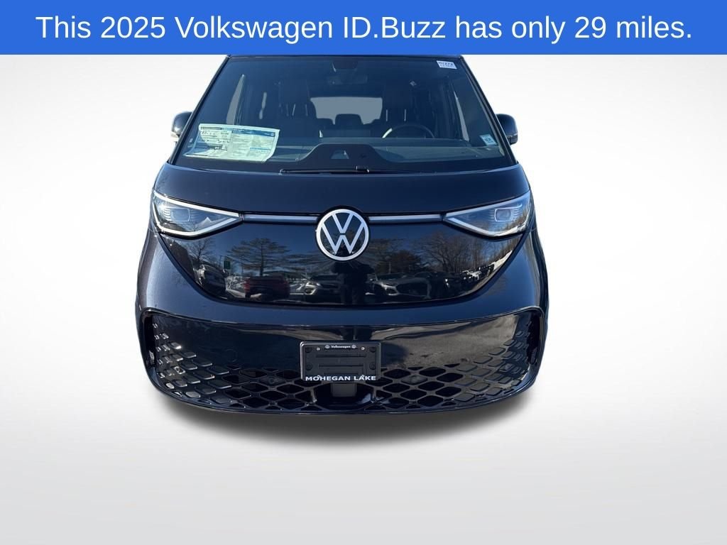 2025 Volkswagen ID. Buzz Pro S's photo