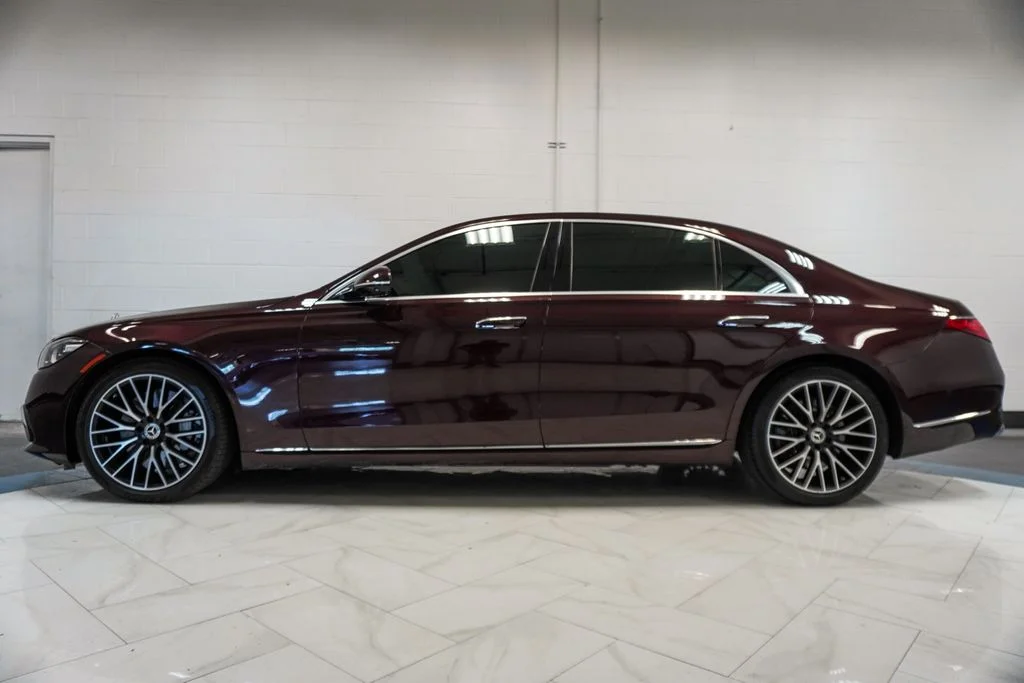Used 2022 Red Mercedes-Benz S 580 image 36