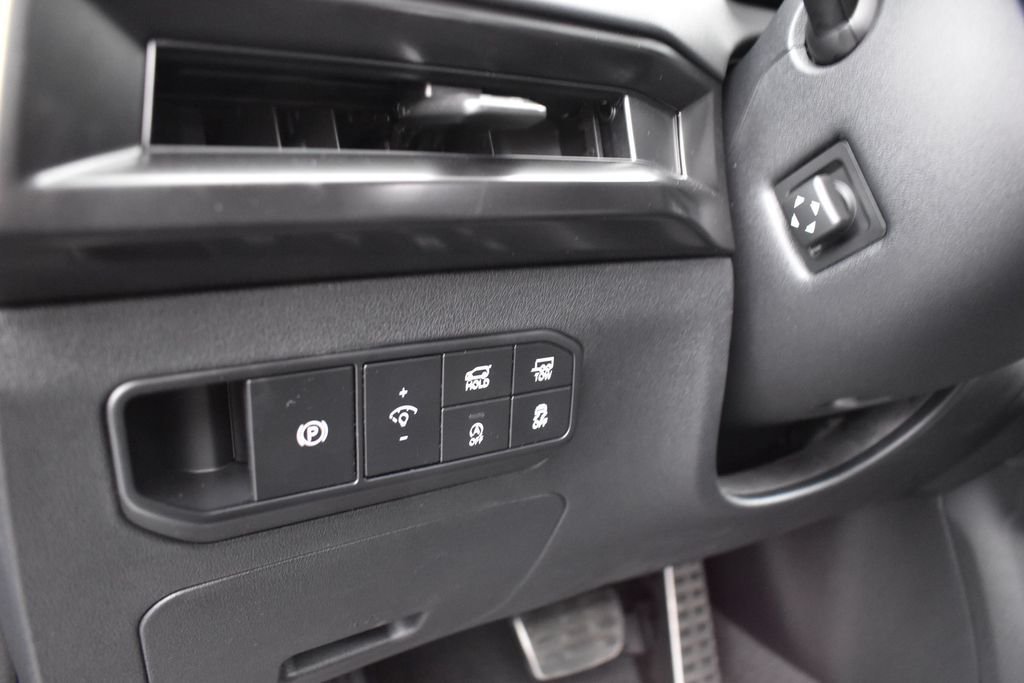New 2027 Wolf Gray Kia X-Pro SX Prestige image 8