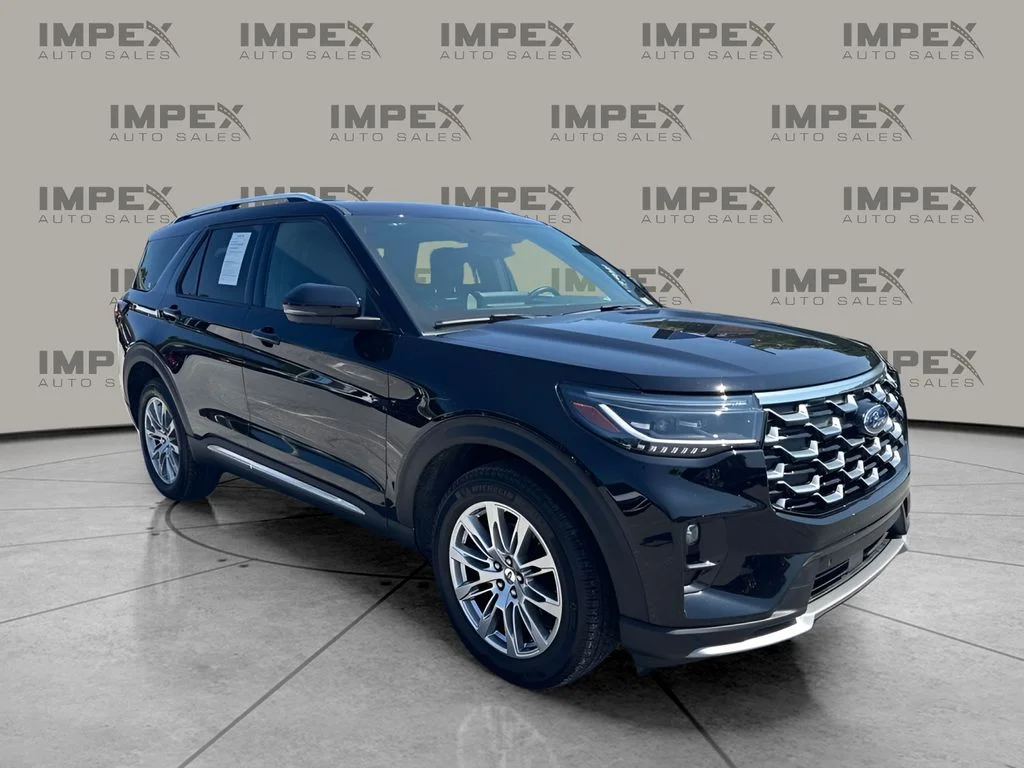 Used 2025 Black Ford Platinum image 4