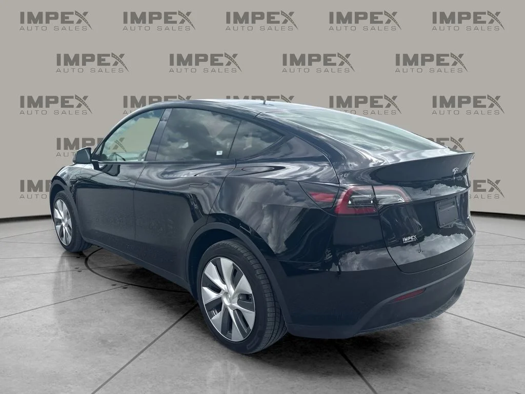 Used 2023 Black Tesla Long Range image 2