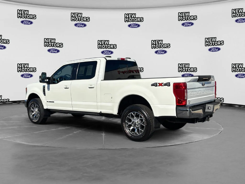 Used 2020 White Metallic Ford Lariat image 3