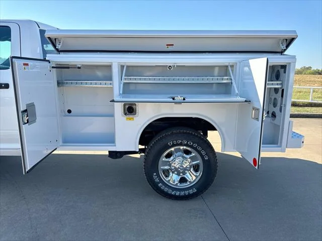 New 2026 Bright White Clear-Coat Exterior Paint RAM Tradesman image 20