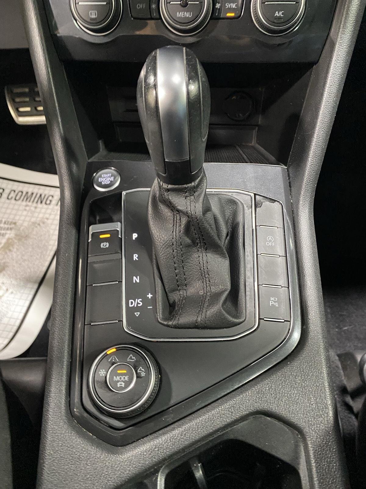 Used 2020 Deep Black Pearl Volkswagen SEL Premium R-Line image 30