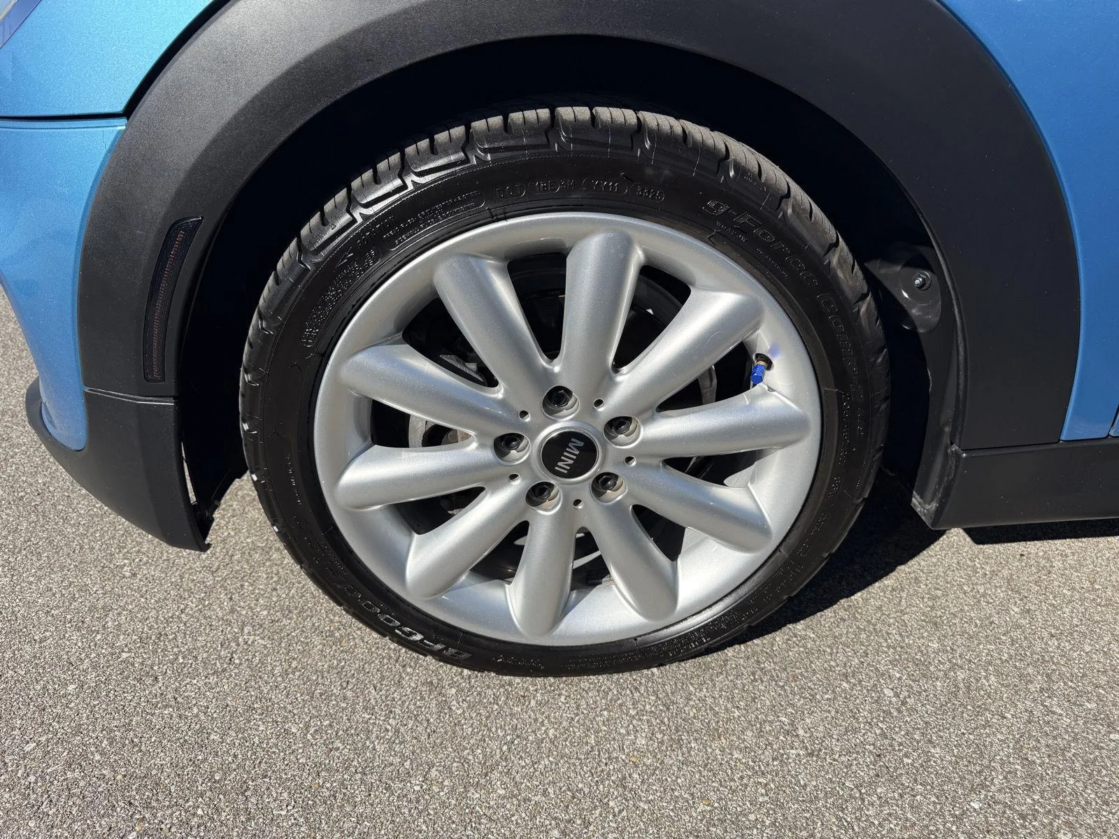 Used 2016 Electric Blue Metallic MINI HATCHBACK image 15