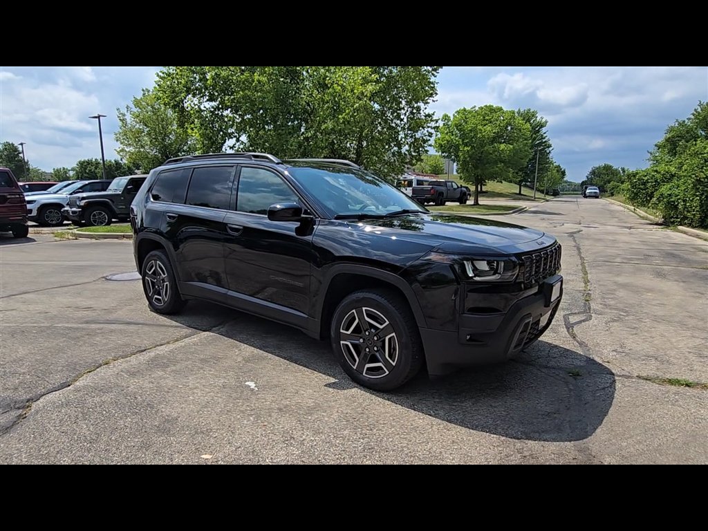 2026 Jeep Cherokee Laredo - Photo 11