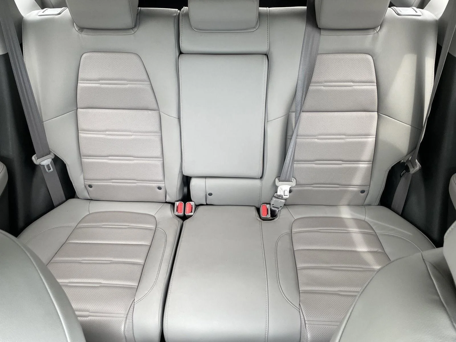 Used 2019 Lunar Silver Metallic Honda EX-L image 22