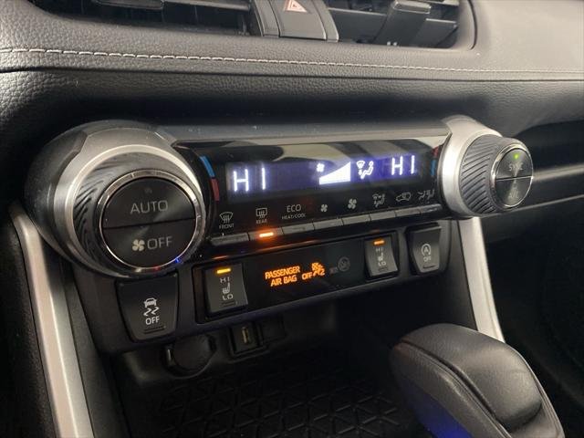 2020 Toyota RAV4 XLE - Photo 27