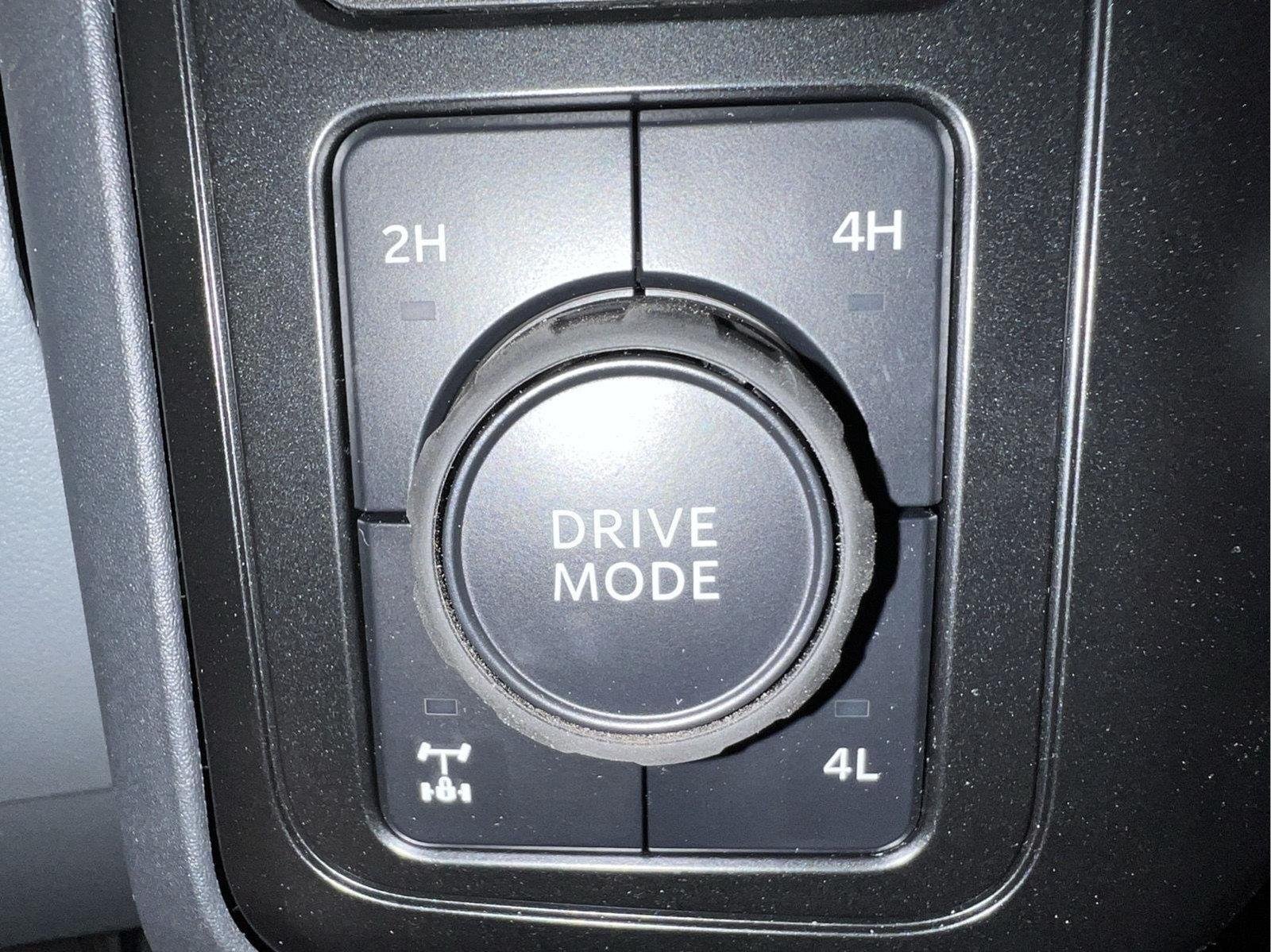 New 2026 Oxford White Ford F-250® XL image 26