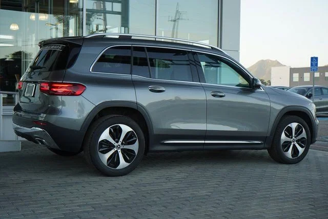 Used 2026  Mercedes-Benz GLB 250 image 10