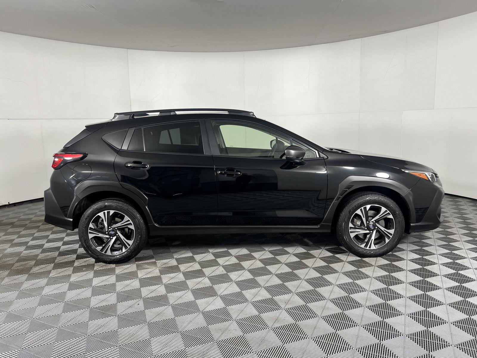 Certified Used 2024 Crystal Black Silica Subaru Premium image 40