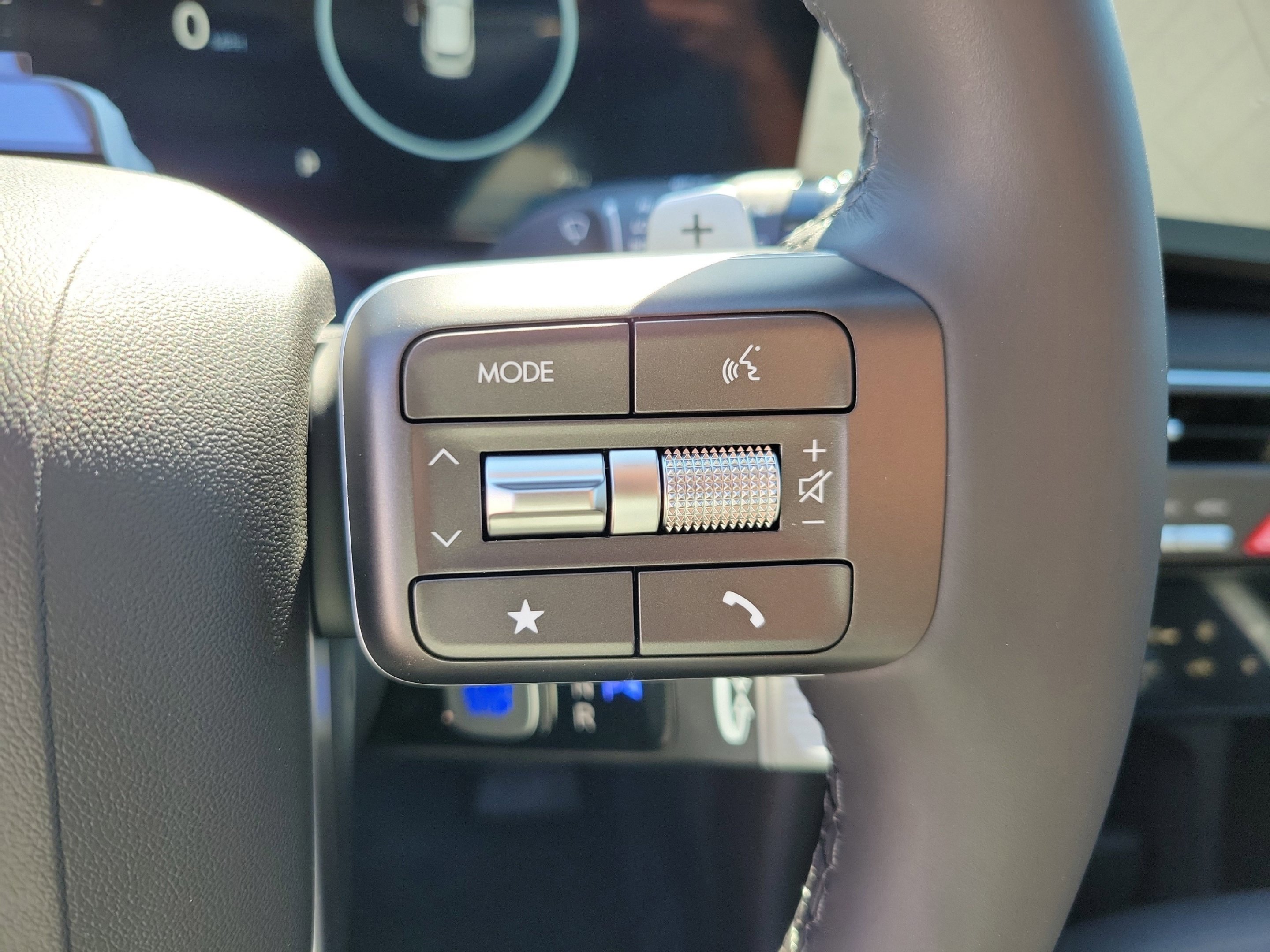 New 2026 Ecotronic Gray Pearl Hyundai Limited AWD image 27