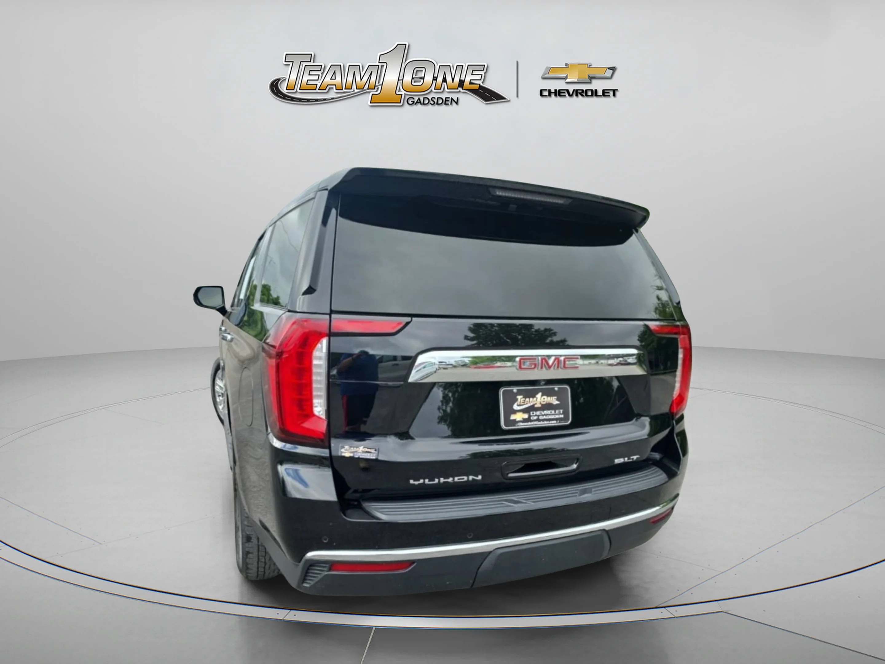Used 2022 Onyx Black GMC SLT image 4