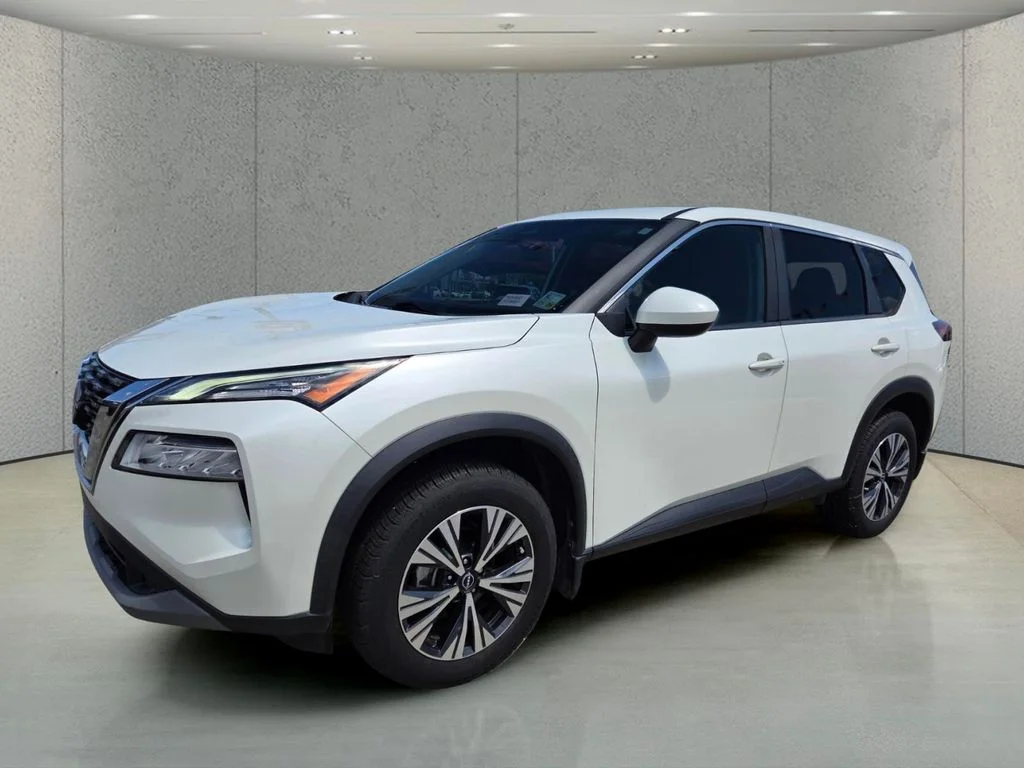 Used 2023 White Nissan SV image 9