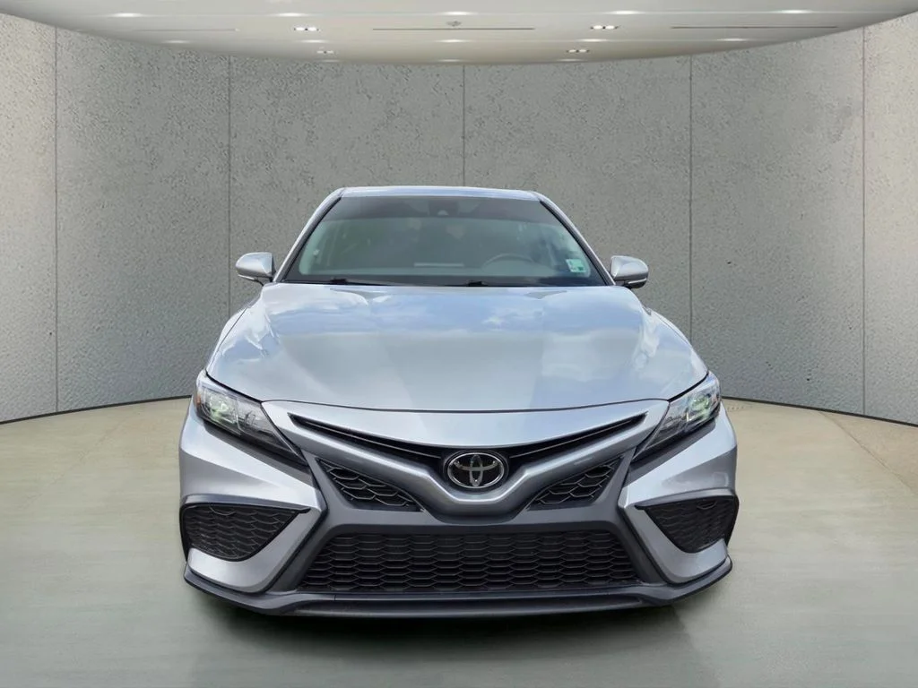 Used 2023 Silver Toyota SE image 7