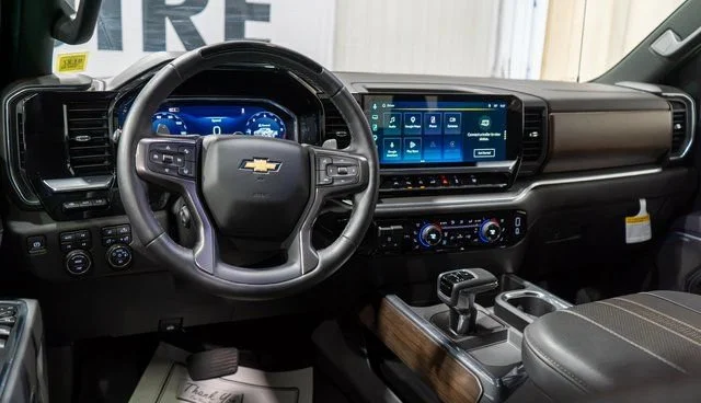 2026 Chevrolet Silverado 1500 High Country - Photo 15