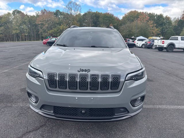 Used 2023 Gray Jeep Altitude image 2