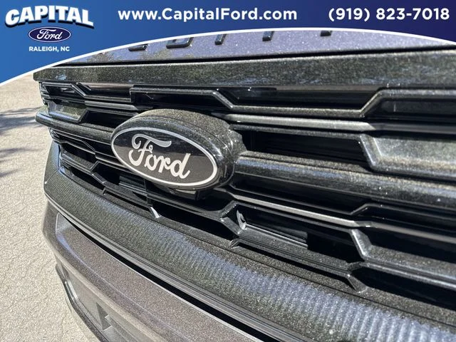 Used 2025 Gray Ford Platinum image 10