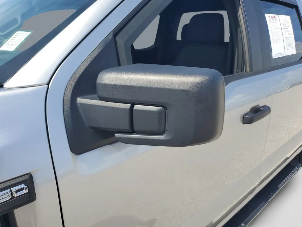 Used 2022 Silver Ford XL image 26