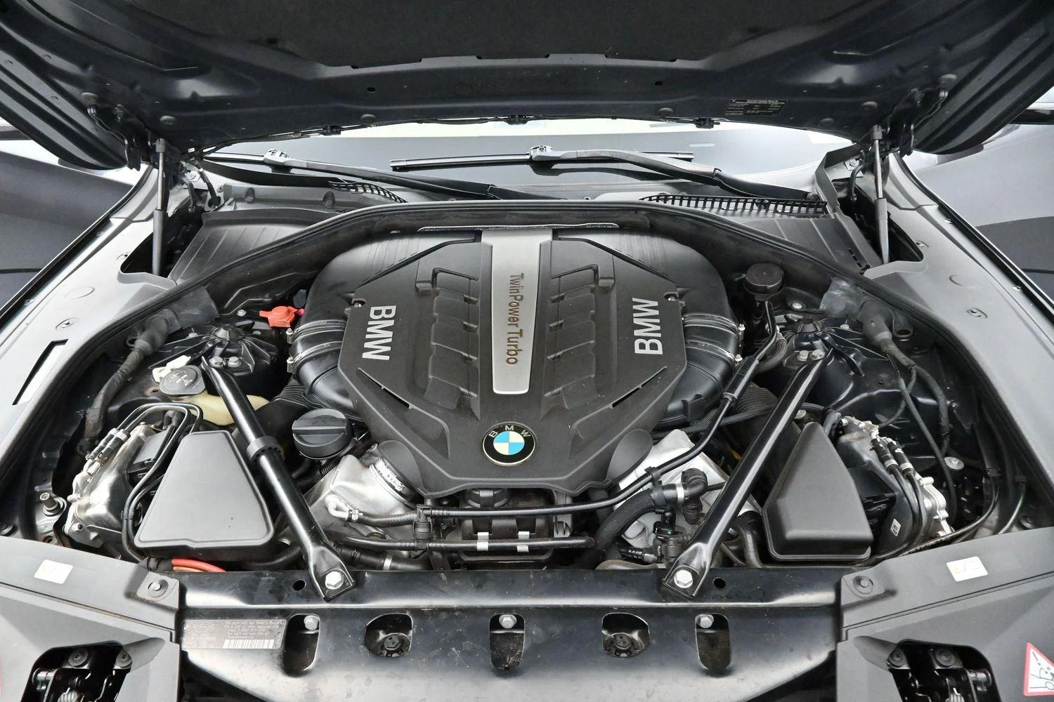 Used 2013 Dark Graphite Metallic Ii BMW 750i image 39