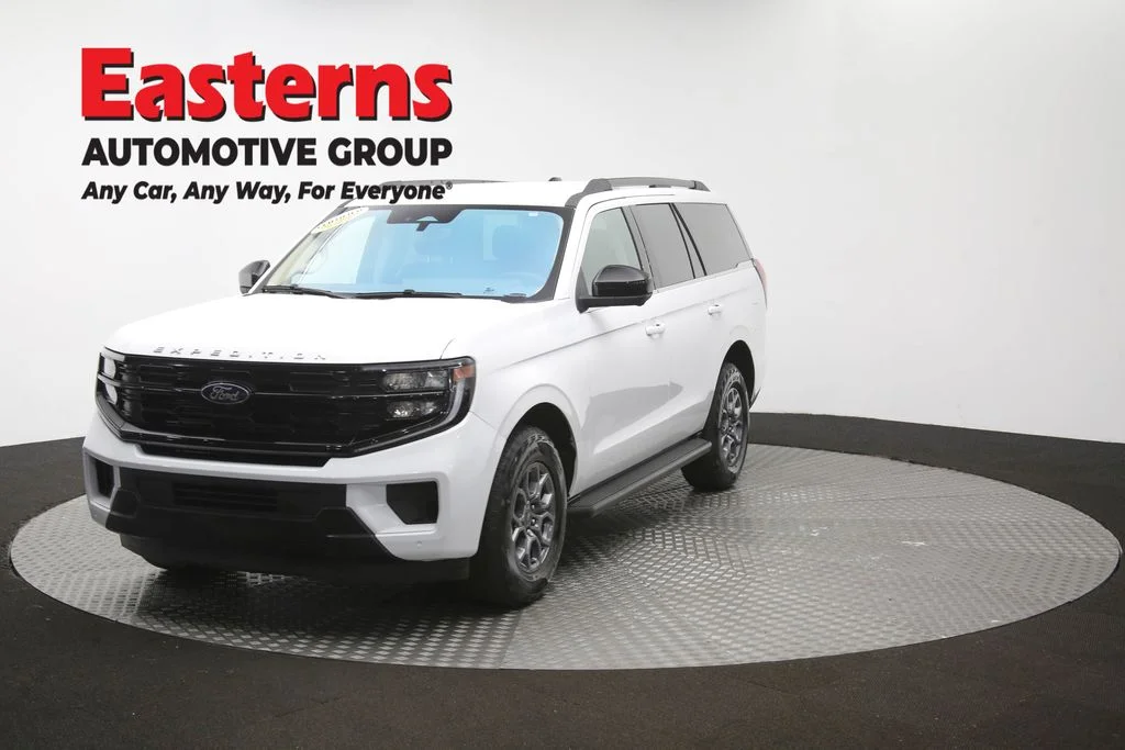 Used 2025 White Ford Active image 54