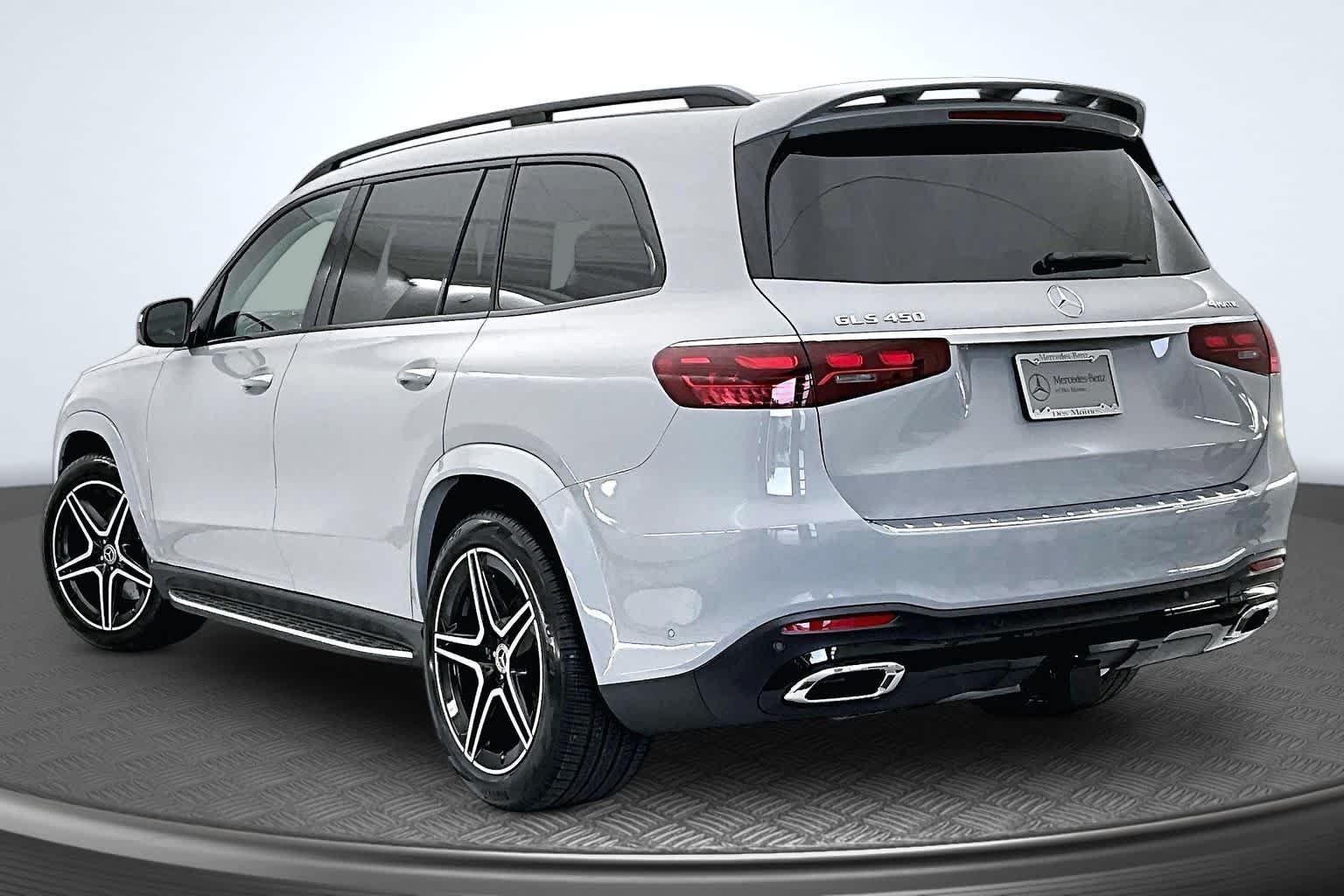 New 2026 MANUFAKTUR Alpine Grey Mercedes-Benz GLS 450 image 4