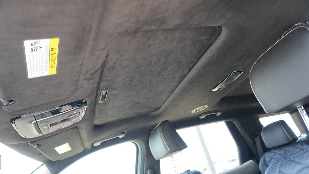 Used 2021 Black Hyundai Calligraphy image 14