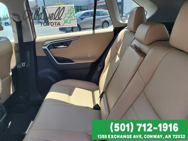 Certified Used 2022 RUBY FLARE PEARL Toyota  image 25