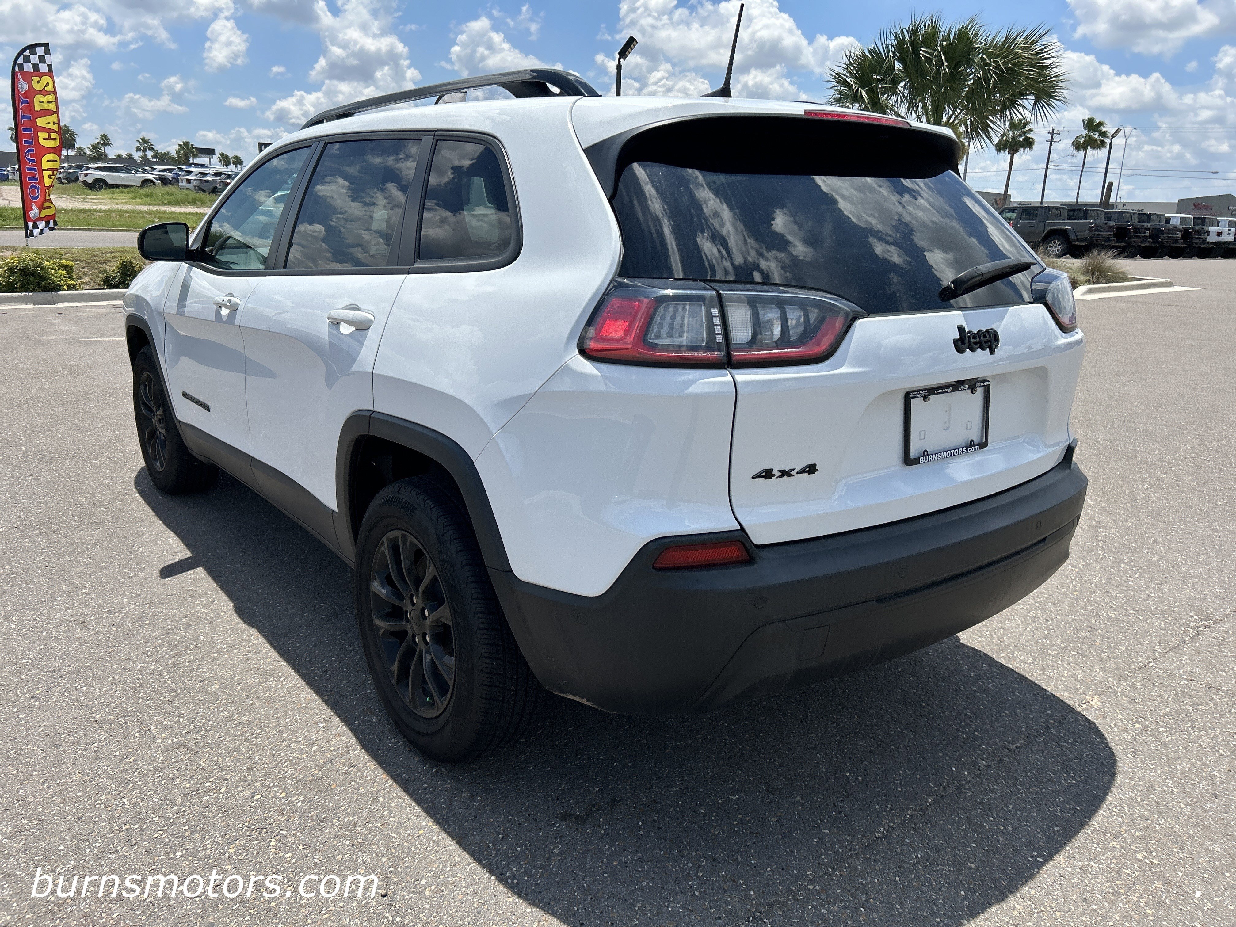 2023 Jeep Cherokee Altitude Lux - Photo 6