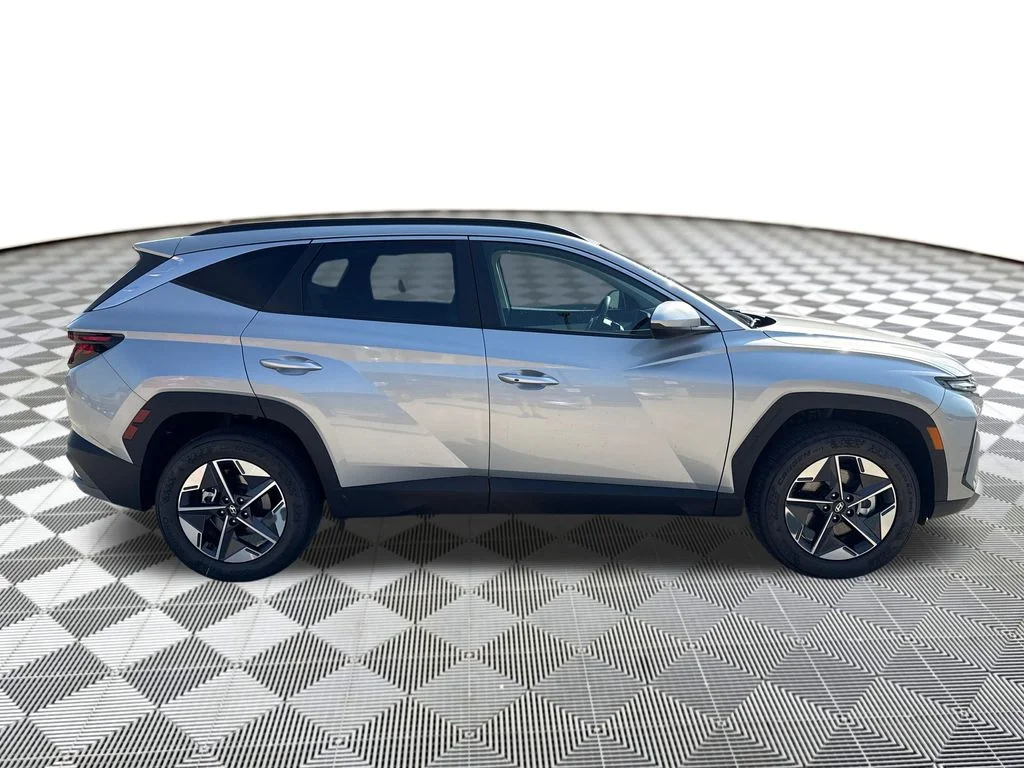 New 2026 Silver Hyundai SEL image 6