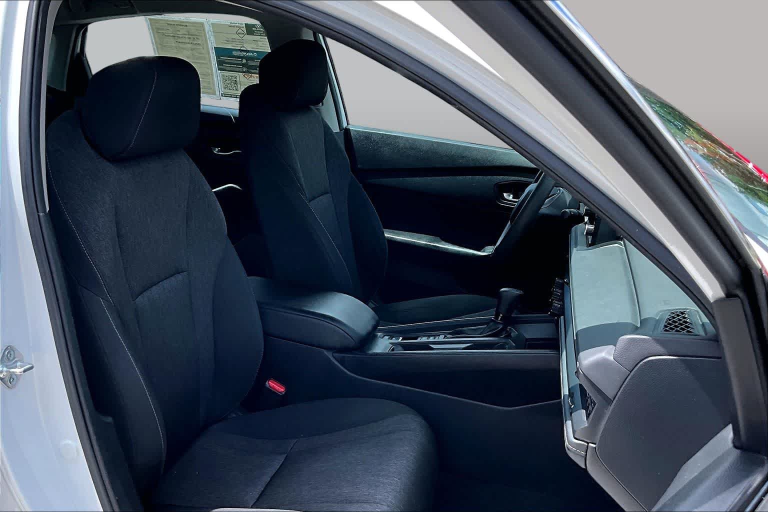 Used 2023 Platinum White Pearl Honda LX image 9