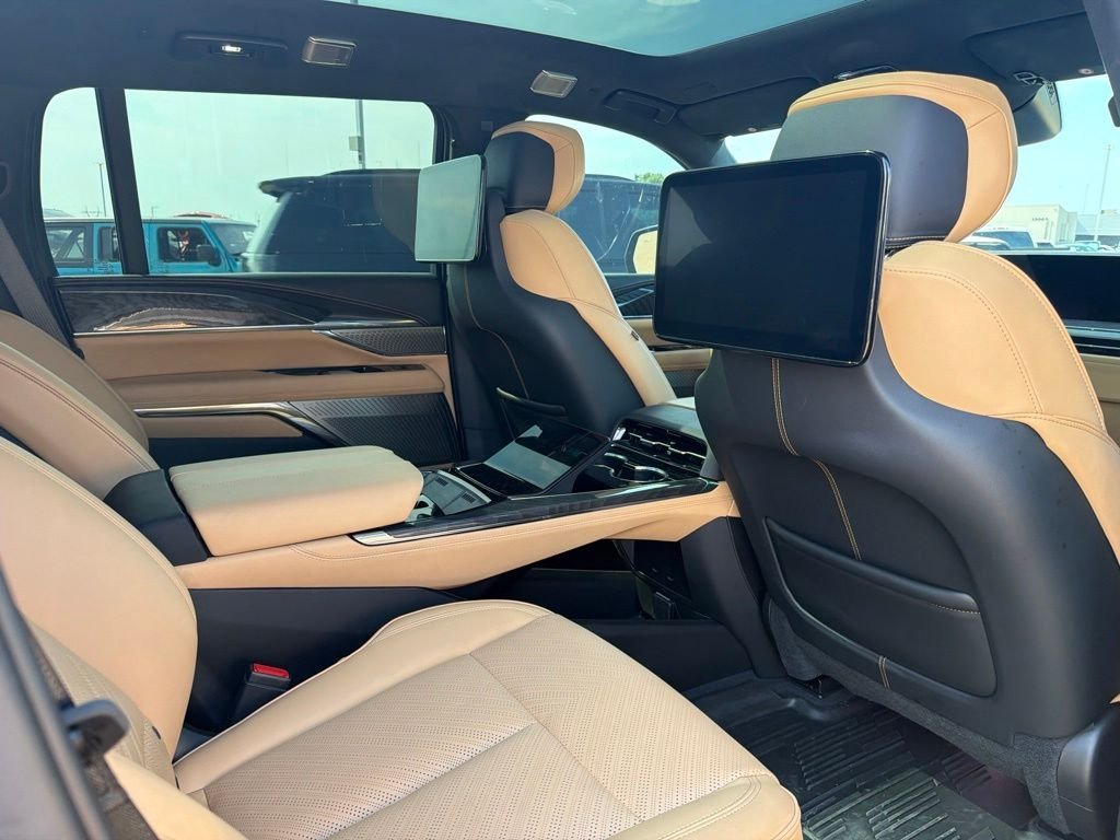 Used 2025 Black Cadillac Sport 2 image 10