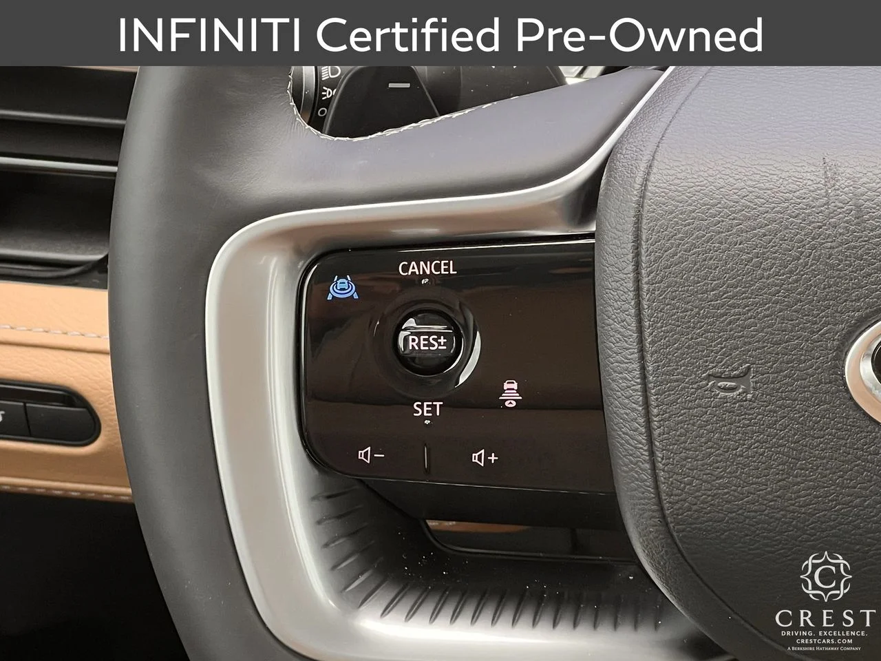 Certified Used 2026 Black Obsidian INFINITI LUXE image 15