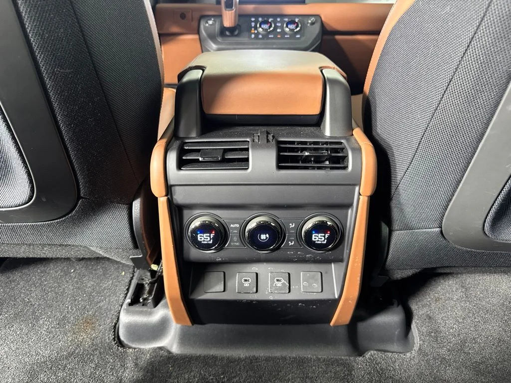 Used 2025 Gray Land Rover OCTA image 25