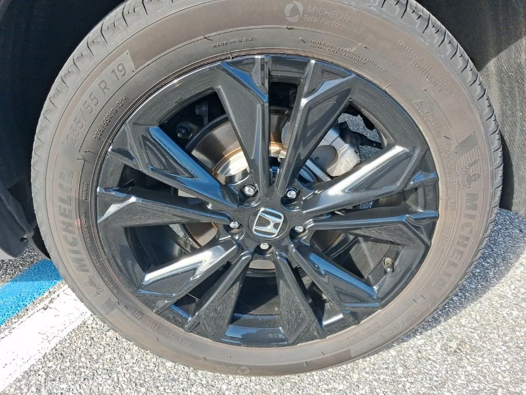 Used 2024  Honda Sport Touring image 14