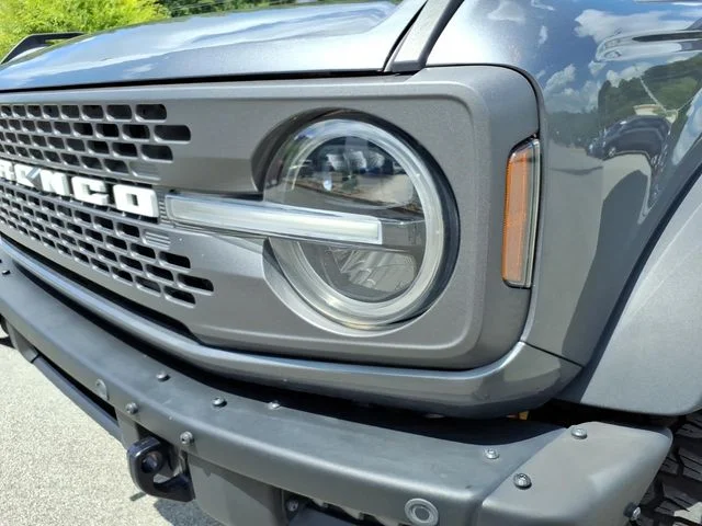 Used 2022 Gray Ford Badlands image 4