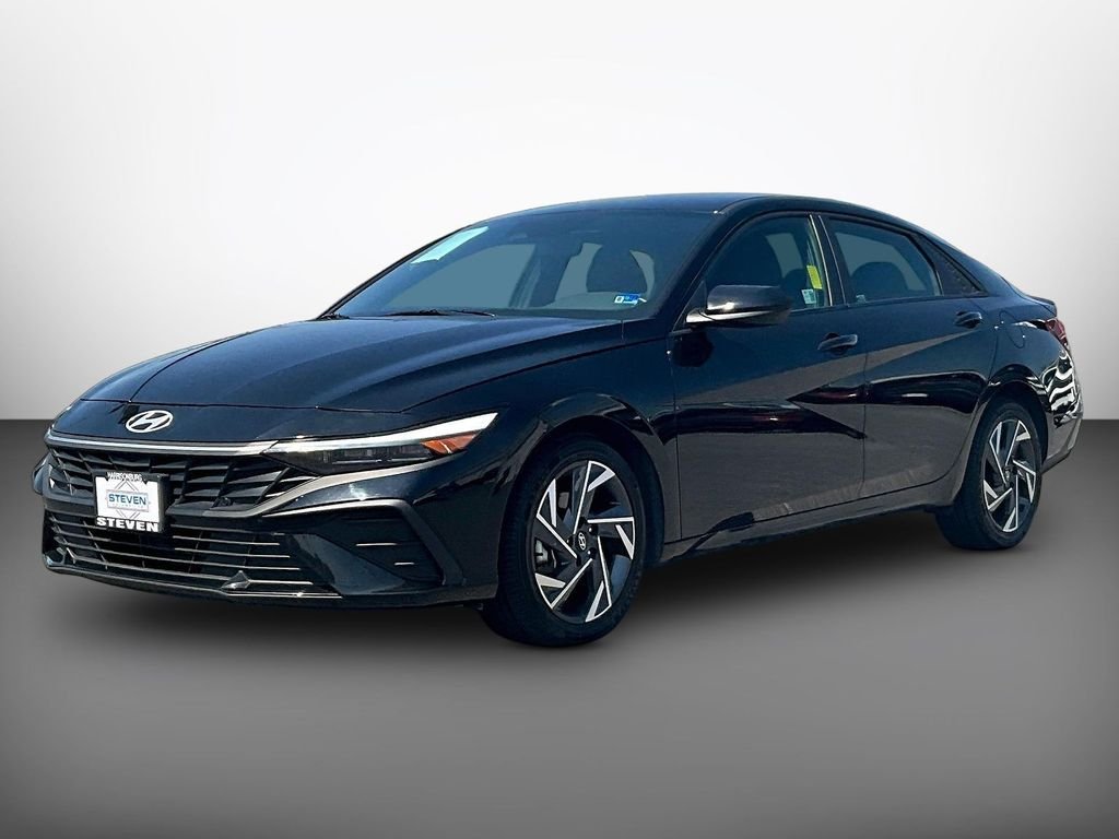 Certified Used 2025 Black Hyundai SEL Sport image 3