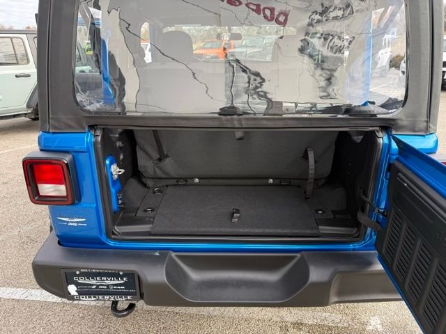 New 2026 Hydro Blue Pearlcoat Jeep Sport image 21