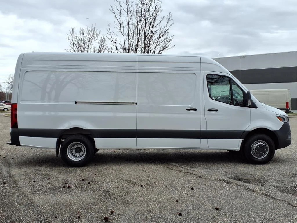 2025 Mercedes-Benz Sprinter Cargo Van Base - Photo 4