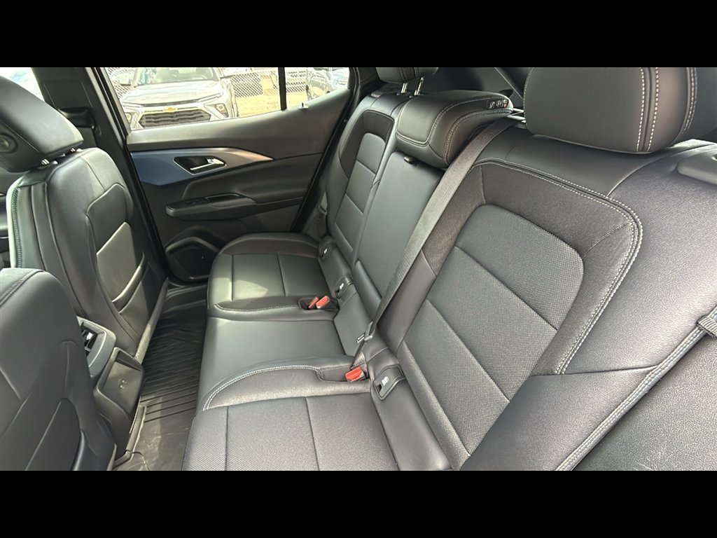 2025 Chevrolet Equinox EV 1LT - Photo 22